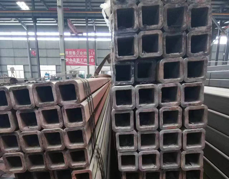 新郑无缝方管裂缝